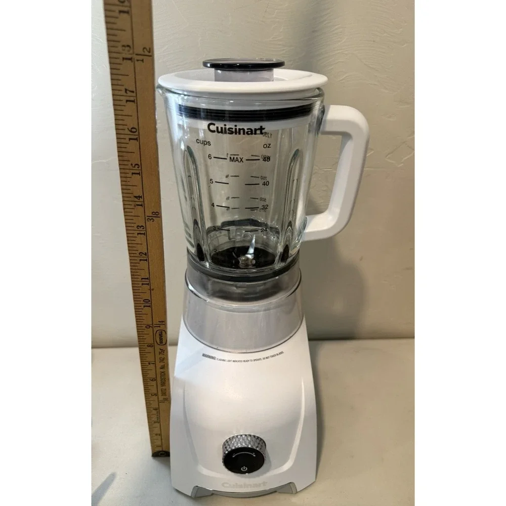 Cuisinart Hurricane Blender BL-200 48oz Glass Jar 800W White Countertop Mixer